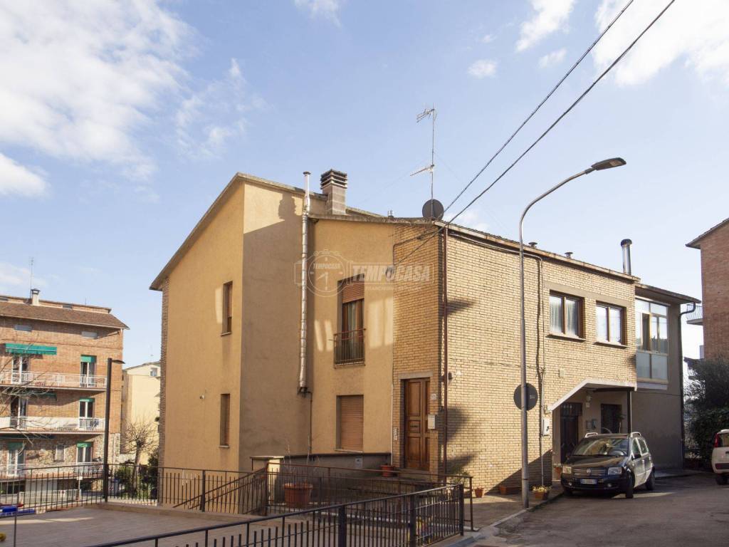 appartamento in vendita a Perugia in zona Ferro di Cavallo