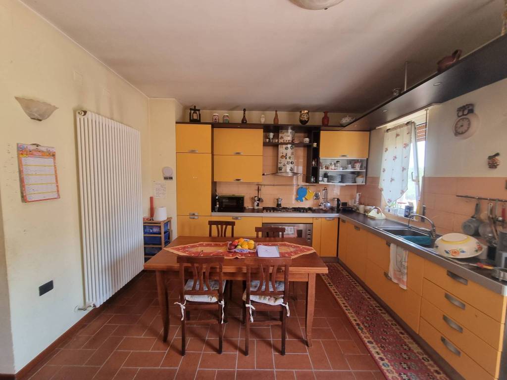 casa indipendente in vendita a Perugia in zona Villa Pitignano