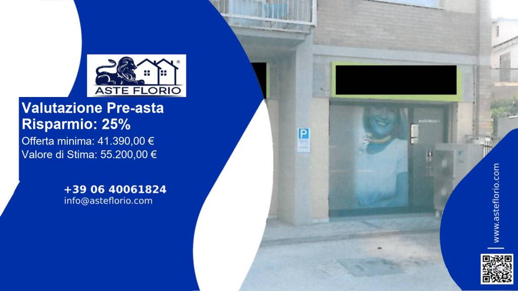 negozio in vendita a Perugia in zona Madonna Alta