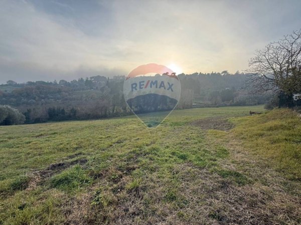 terreno agricolo in vendita a Perugia in zona Montebello
