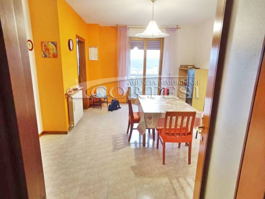 appartamento in vendita a Perugia in zona Montebello