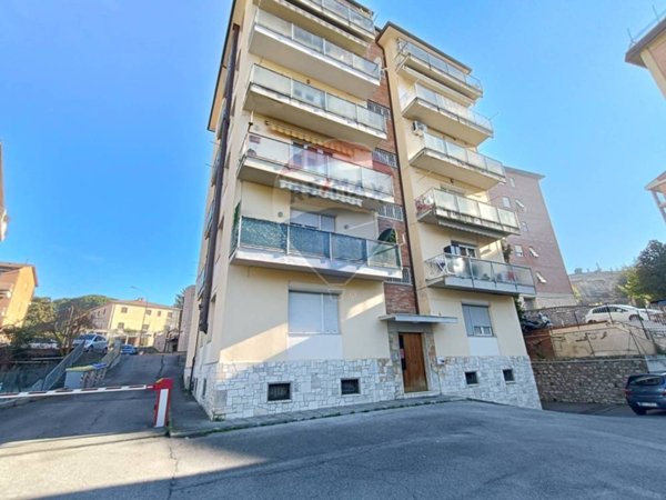 appartamento in vendita a Perugia in zona Centro Città