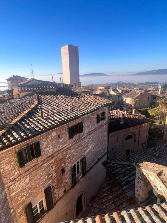 appartamento in vendita a Perugia in zona Centro Città