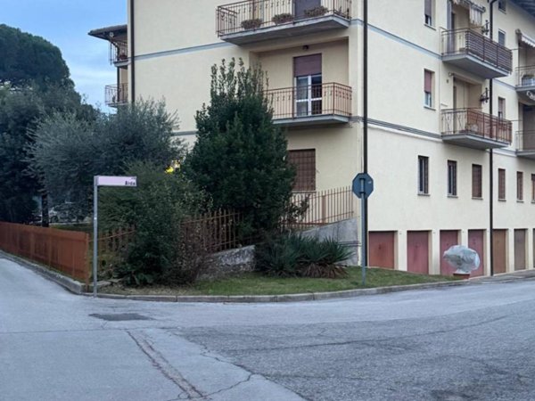 appartamento in vendita a Perugia in zona Parlesca