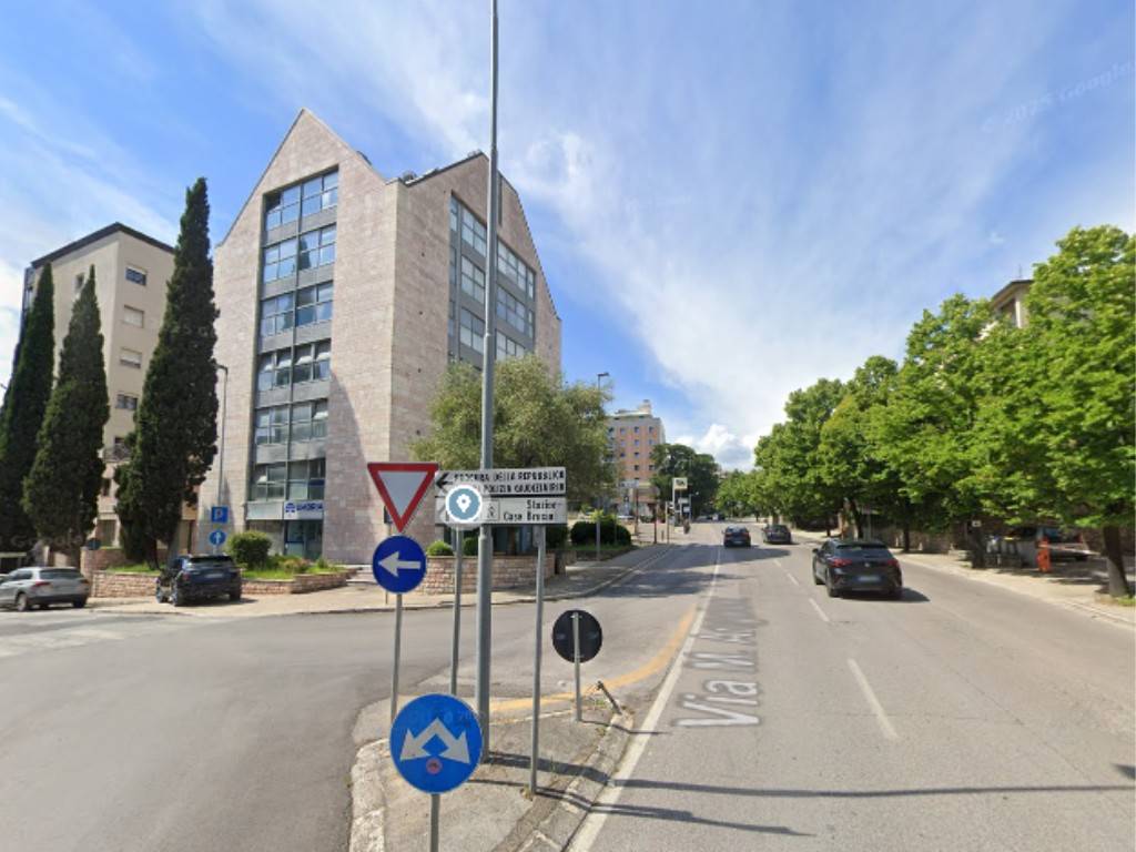 ufficio in vendita a Perugia in zona Stazione