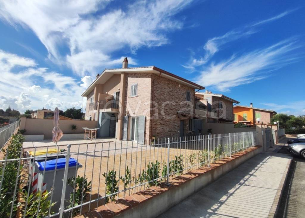 casa indipendente in vendita a Perugia in zona San Martino In Campo