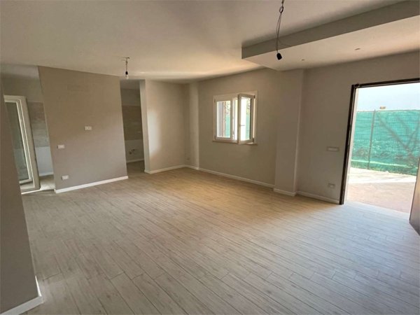 casa indipendente in vendita a Perugia