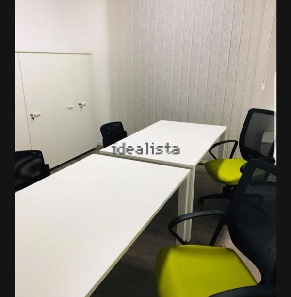 ufficio in vendita a Perugia in zona Filosofi