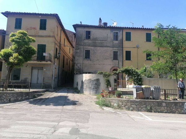 casa indipendente in vendita a Perugia in zona Fontignano