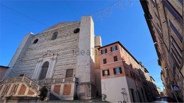 appartamento in vendita a Perugia in zona Centro Città