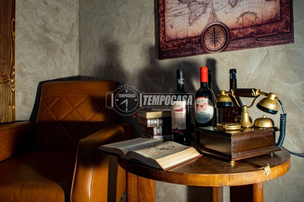 negozio in vendita a Perugia in zona Centro Città