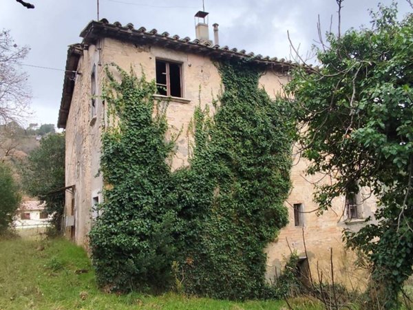 casa indipendente in vendita a Perugia in zona Santa Sabina
