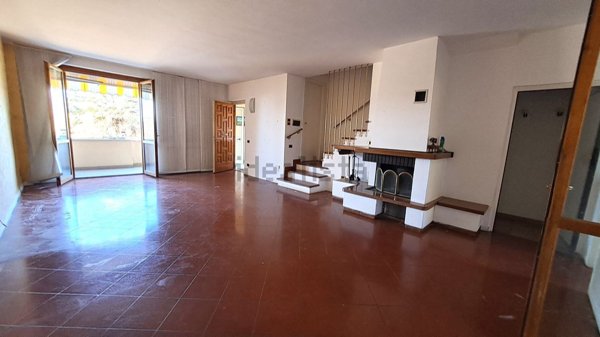 casa indipendente in vendita a Perugia in zona Prepo