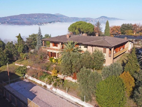 casa indipendente in vendita a Perugia in zona Pretola