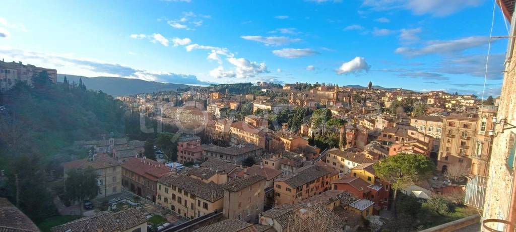 appartamento in vendita a Perugia in zona Elce