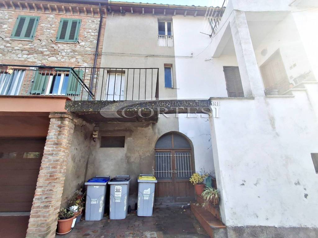 casa indipendente in vendita a Perugia in zona Casa del Diavolo