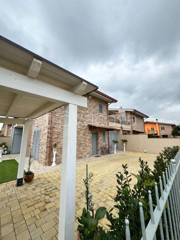 casa indipendente in vendita a Perugia in zona San Martino In Campo