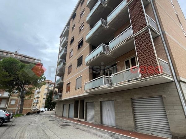 appartamento in vendita a Perugia in zona Centro Città