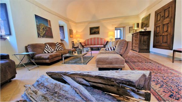 casa indipendente in vendita a Perugia in zona Centro Città