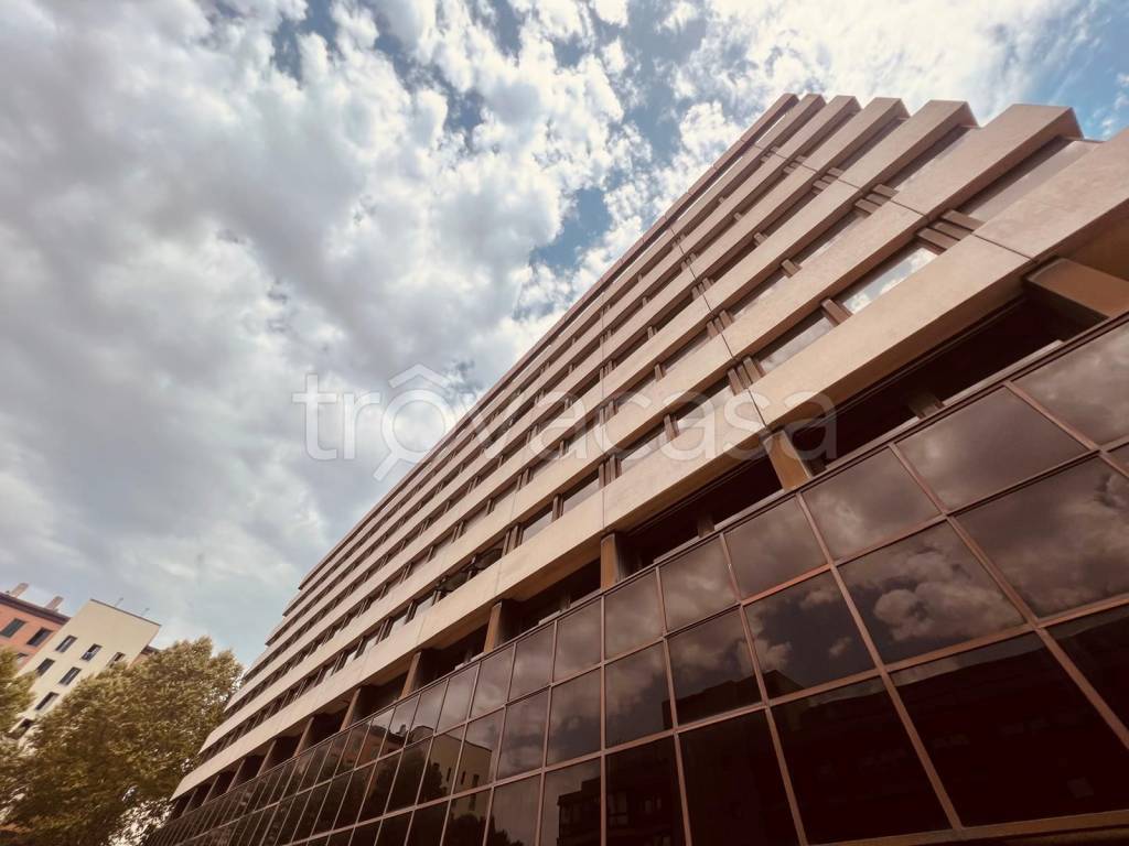 ufficio in vendita a Perugia in zona Stazione