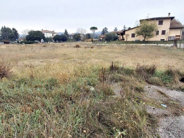 casa indipendente in vendita a Perugia in zona San Giovanni del Pantano