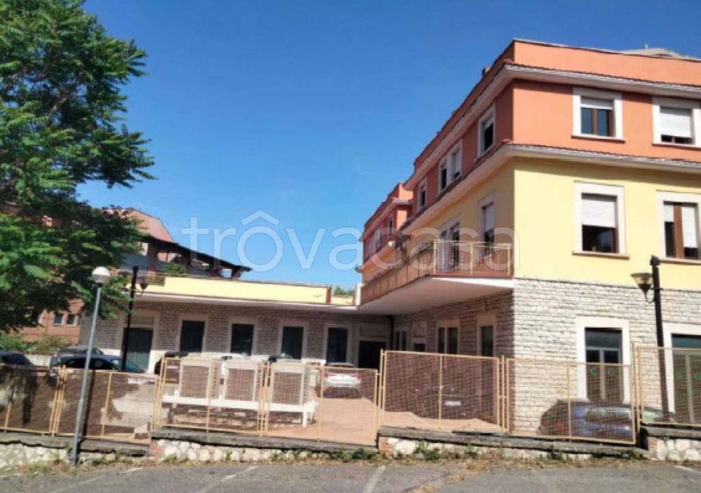 ufficio in vendita a Perugia in zona Stazione