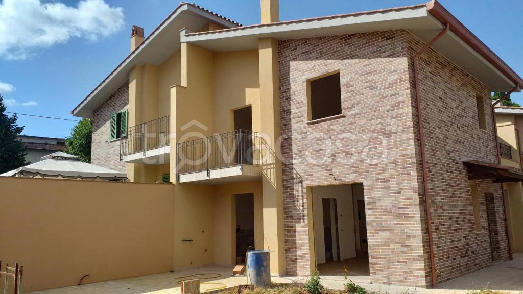 casa indipendente in vendita a Perugia in zona San Martino In Campo