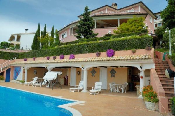 casa indipendente in vendita a Perugia in zona Montebello