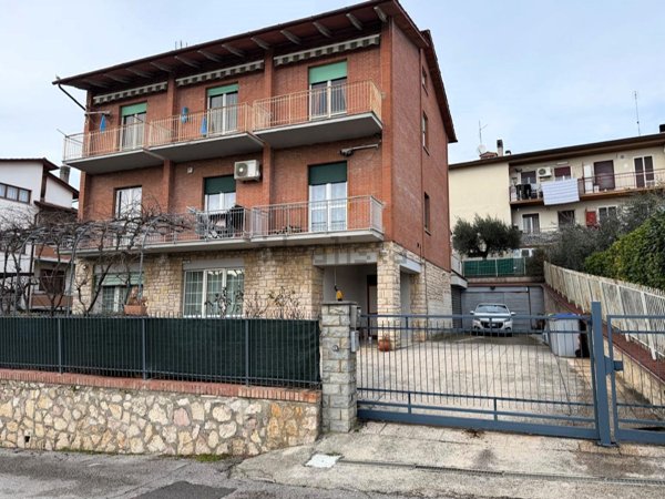 appartamento in vendita a Perugia in zona Bosco