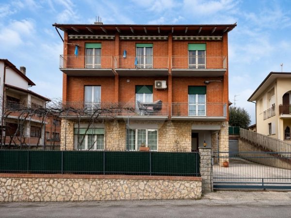 casa indipendente in vendita a Perugia in zona Bosco