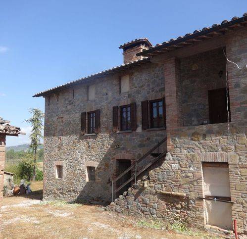 casa indipendente in vendita a Perugia in zona Castel del Piano