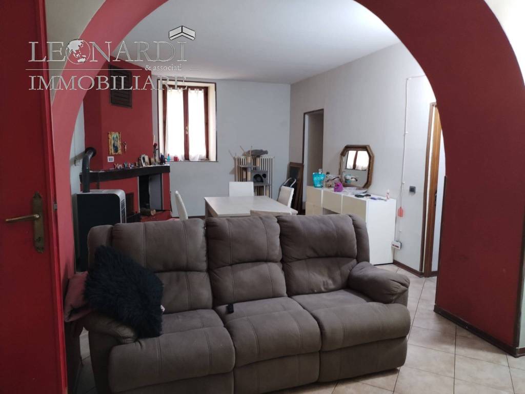 casa indipendente in vendita a Perugia in zona Parlesca