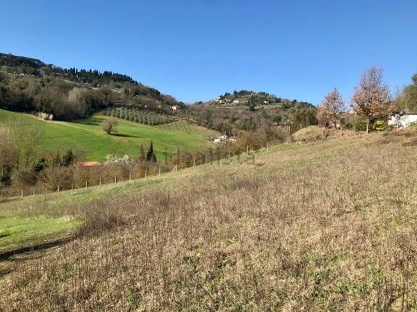 terreno agricolo in vendita a Perugia in zona Pretola