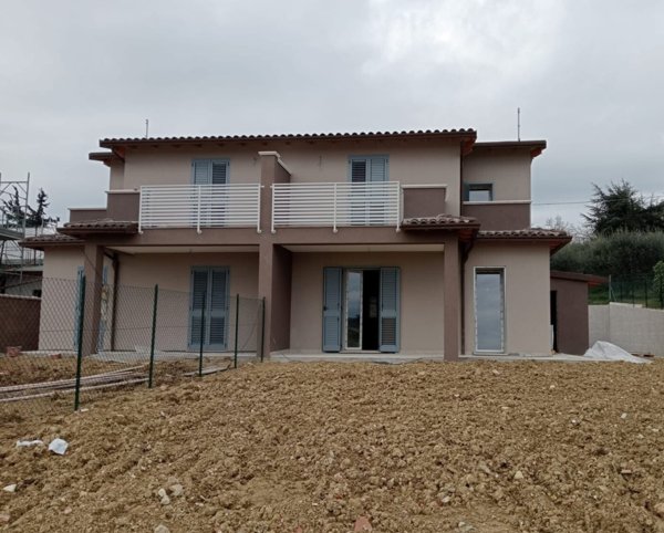 casa indipendente in vendita a Perugia in zona Bosco