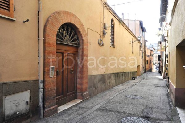 appartamento in vendita a Perugia in zona Centro Città