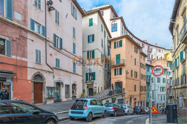 appartamento in vendita a Perugia in zona Centro Città