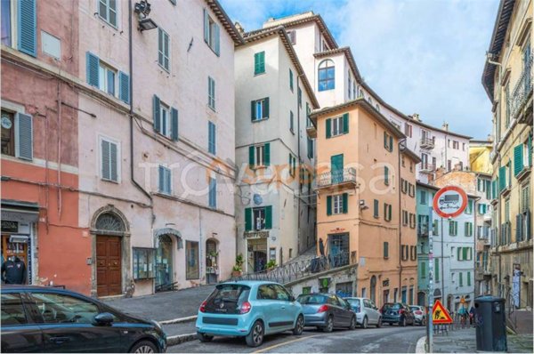 appartamento in vendita a Perugia in zona Centro Città