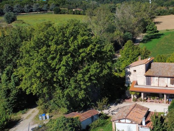 casa indipendente in vendita a Perugia in zona Ponte San Giovanni