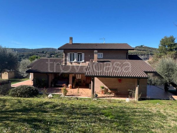 casa indipendente in vendita a Perugia in zona San Marco