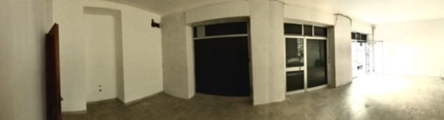 locale commerciale in vendita a Perugia in zona Stazione