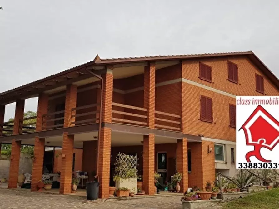 casa indipendente in vendita a Perugia in zona Pila