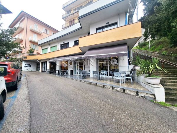 negozio in vendita a Perugia in zona Elce