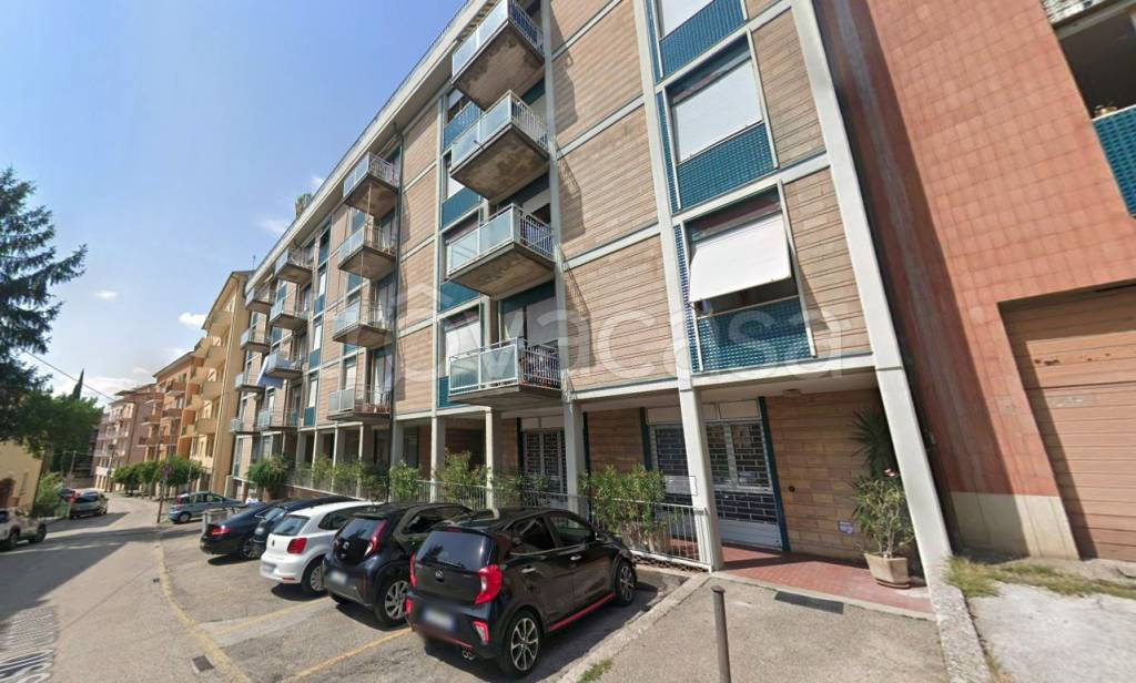appartamento in vendita a Perugia in zona Elce