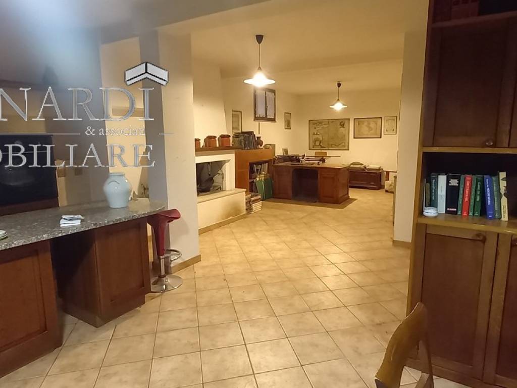 casa indipendente in vendita a Perugia in zona Casaglia