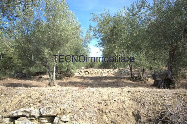 casa indipendente in vendita a Perugia in zona Fontignano