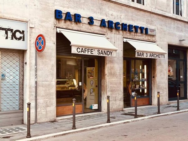 negozio in vendita a Perugia in zona Elce