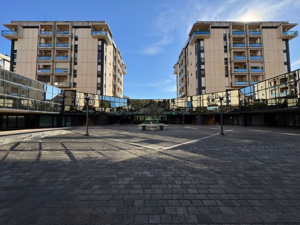 ufficio in vendita a Perugia in zona Madonna Alta