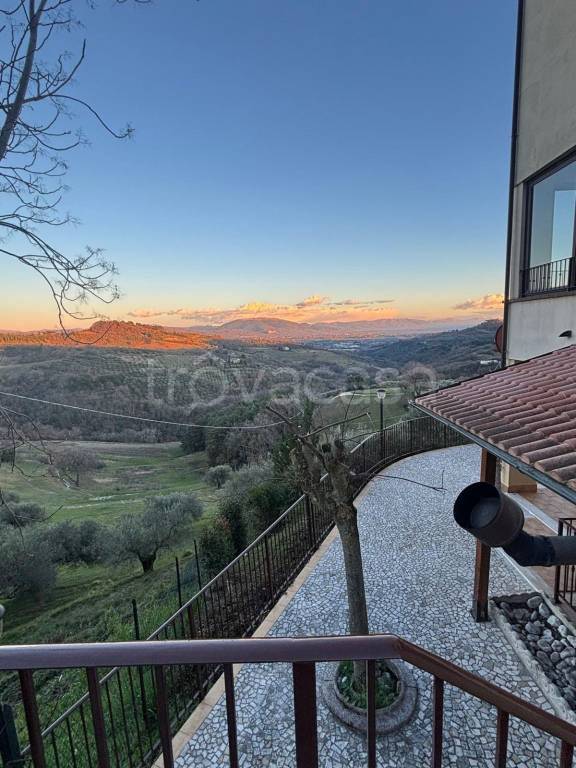 appartamento in vendita a Perugia in zona Montelaguardia