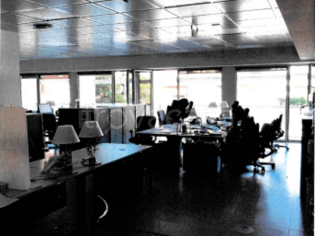 ufficio in vendita a Perugia