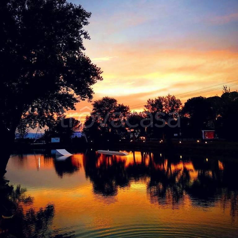 negozio in vendita a Perugia in zona San Sisto